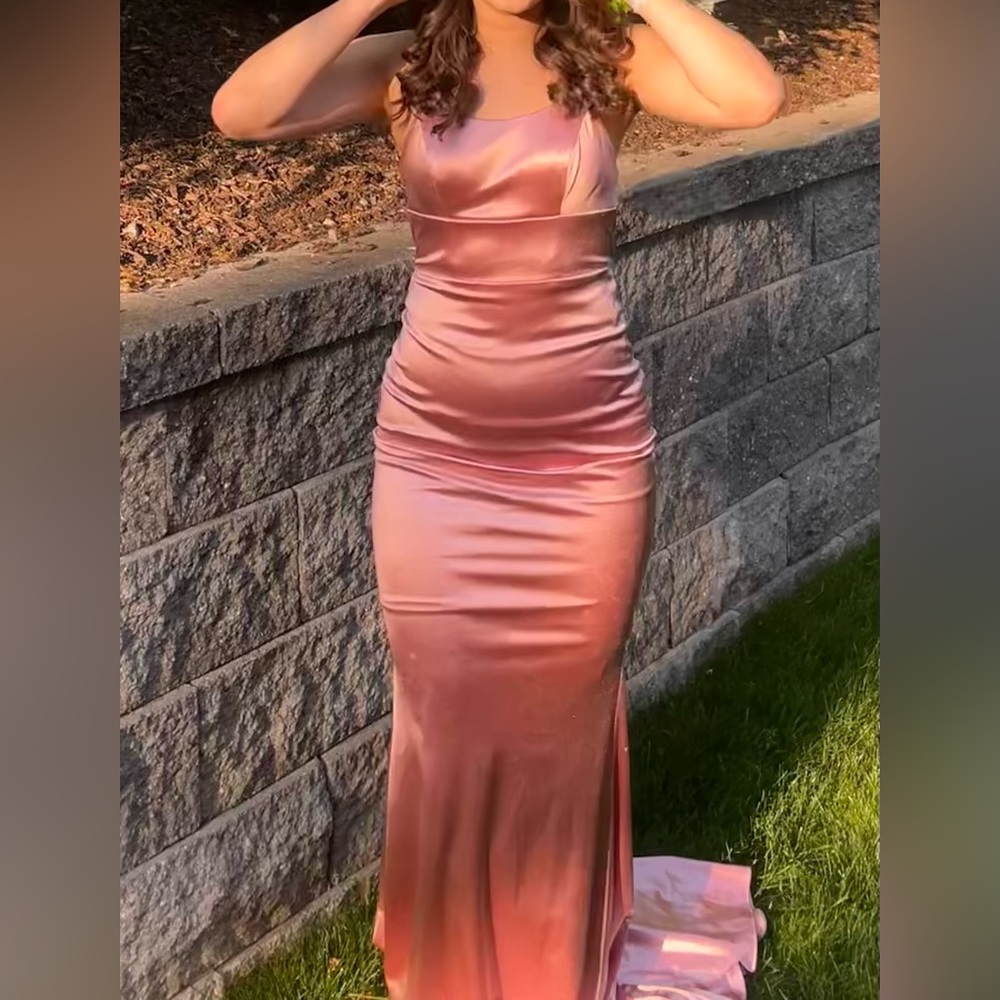 FAVIANA DRESS FOR SELL